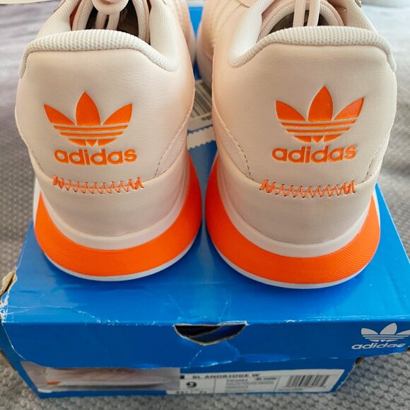NIB Women's Adidas SL Andridge Sneakers Pink Tint/Orange Size 9 - Picture 2 of 7